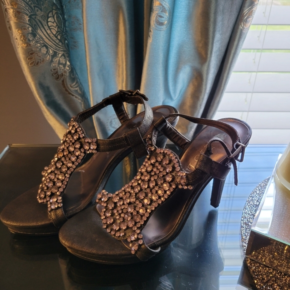 Two Lips heels - Picture 2 of 4